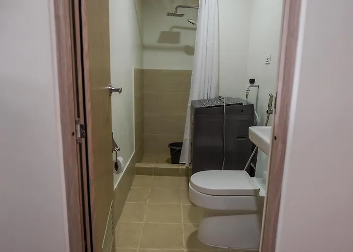 R And K Staycation Aparthotel 4*